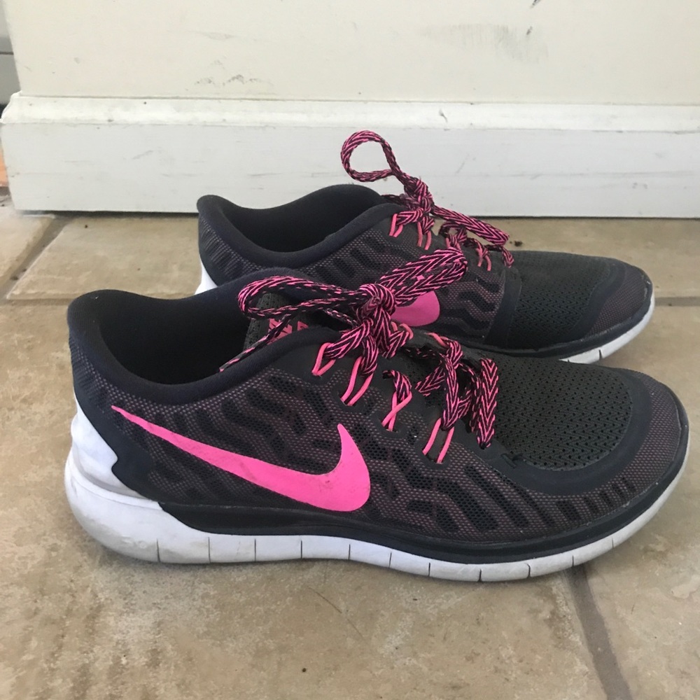 Nike free runs
